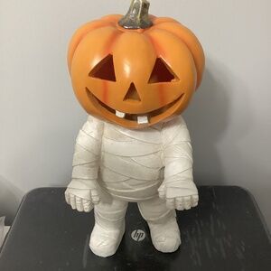 Pumpkin mummy light up